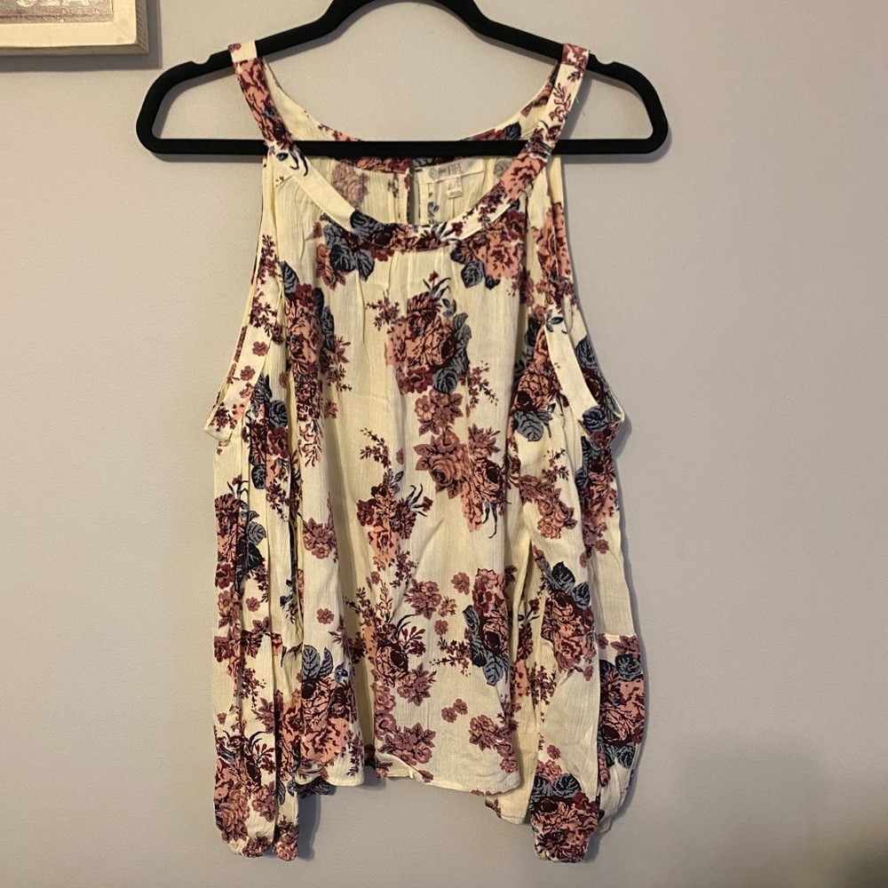 Women’s Cold Shoulder Top